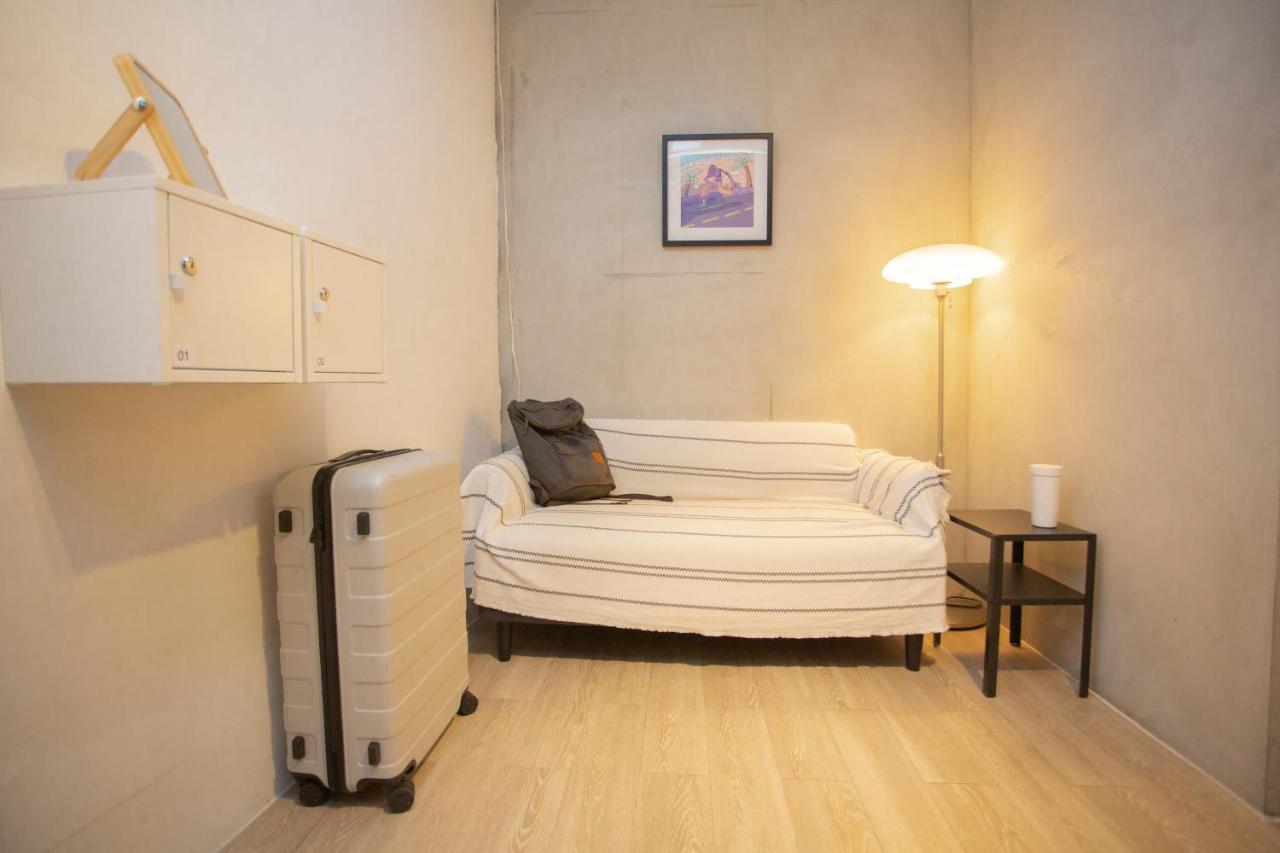 Corner Hostel & Cafe Taipei Dış mekan fotoğraf