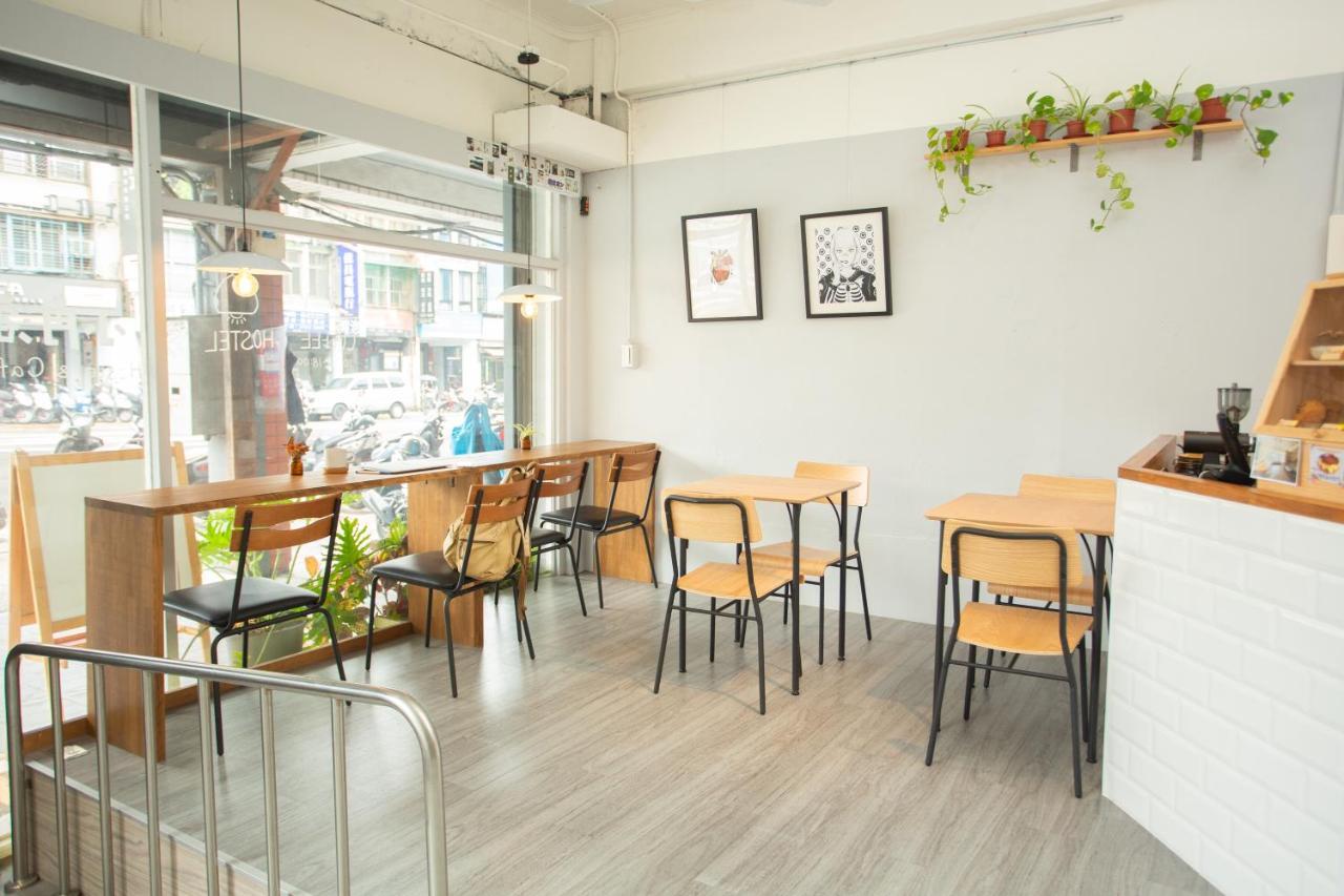 Corner Hostel & Cafe Taipei Dış mekan fotoğraf