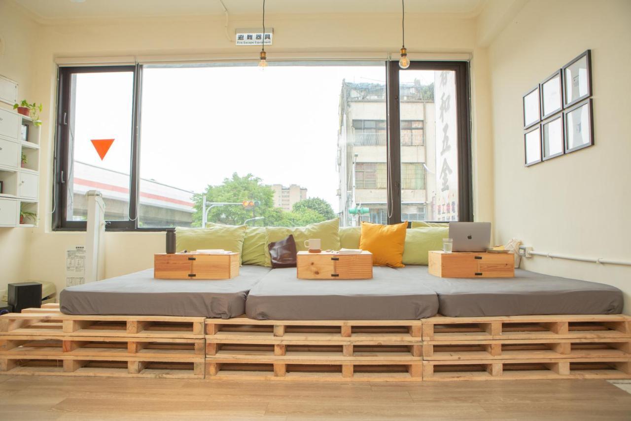 Corner Hostel & Cafe Taipei Dış mekan fotoğraf